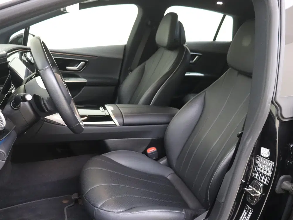 Mercedes-Benz EQE EQE 300 Business Line uit 2023, foto 15