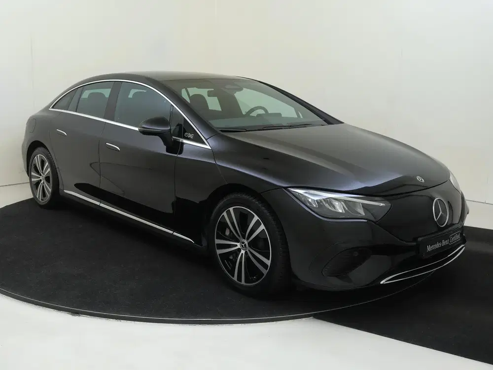 Mercedes-Benz EQE EQE 300 Business Line uit 2023, foto 2