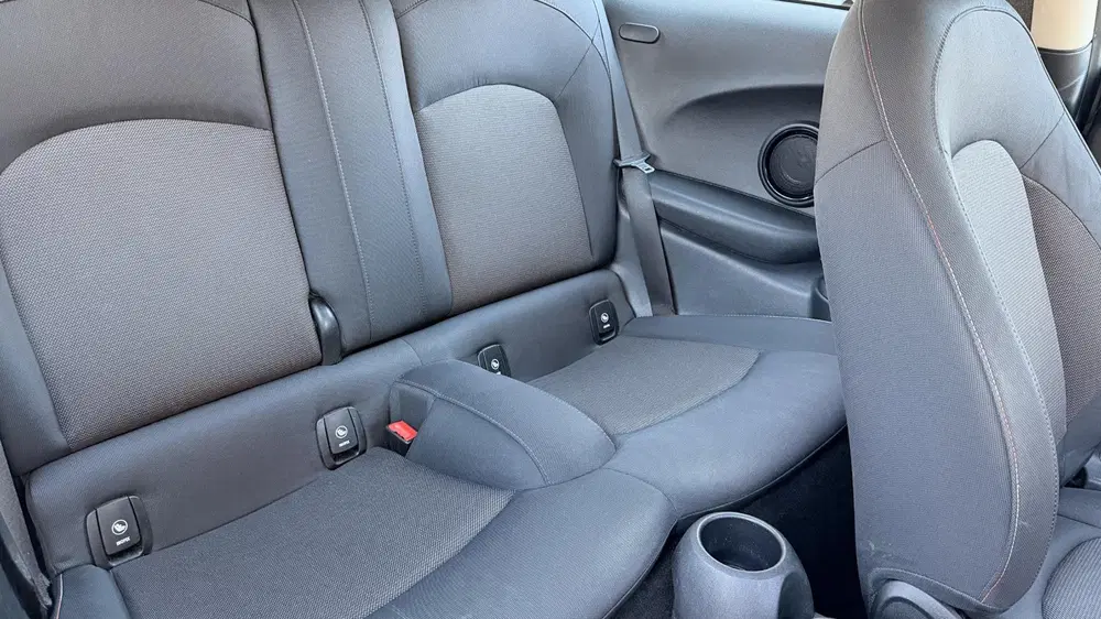 Mini One 1.5 One Pepper uit 2021, foto 11
