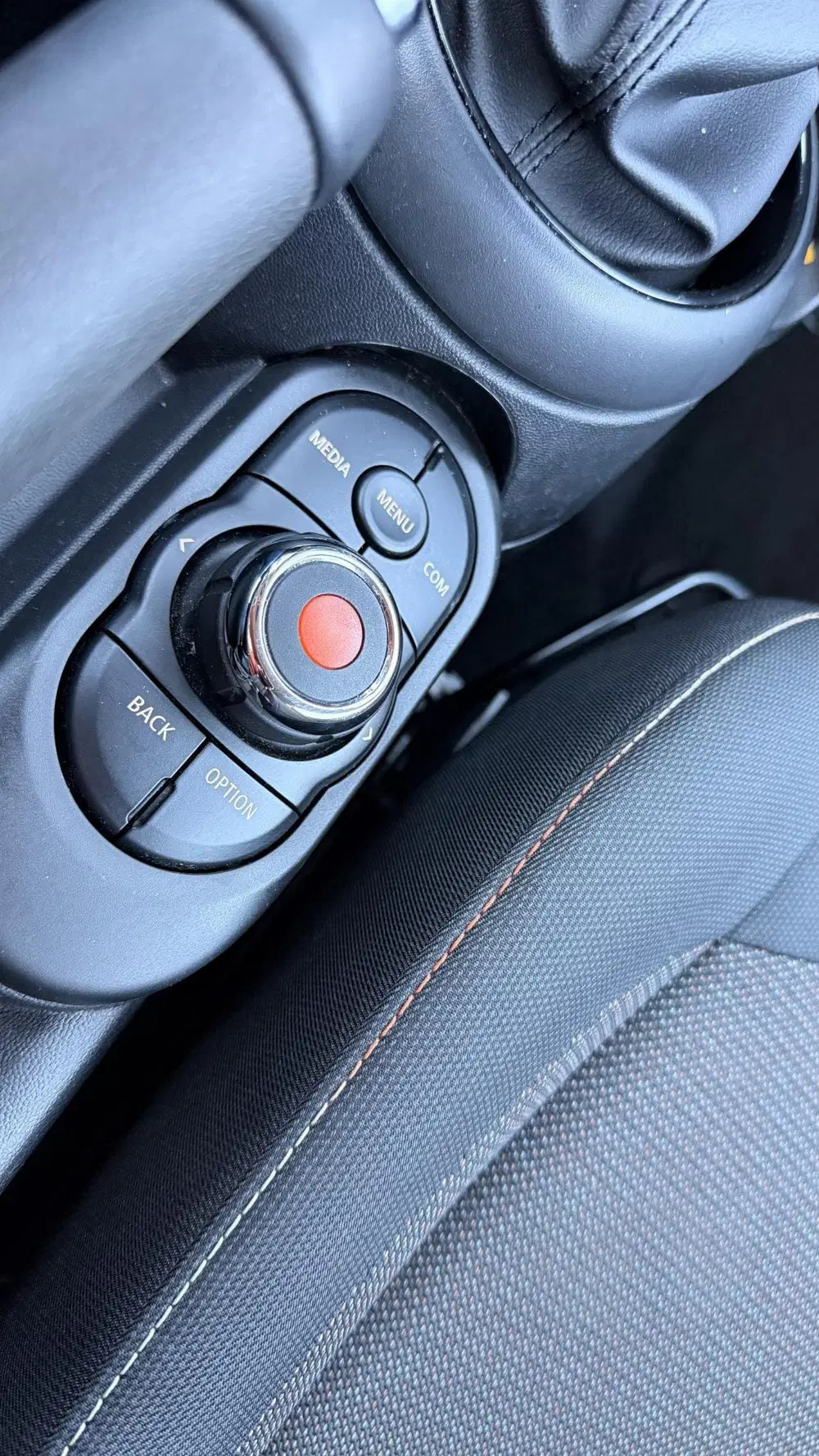 Mini One 1.5 One Pepper uit 2021, foto 15