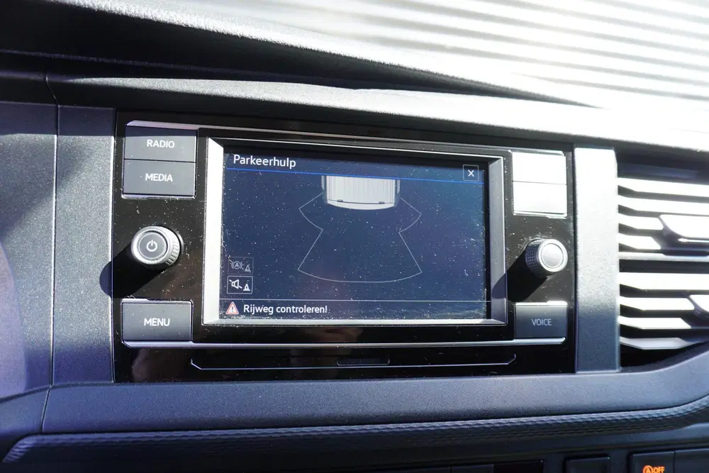 Volkswagen Transporter 150pk Automaat L2H1 Apple Carplay Cru uit 2023, foto 15