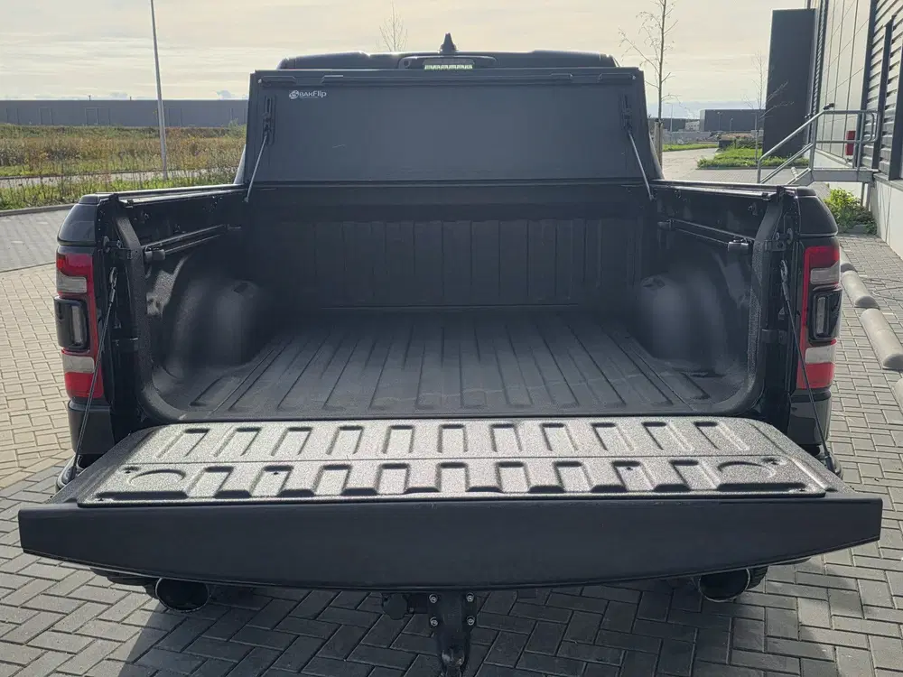 Dodge RAM LIMITED NIGHT EDITION 4X4 CREW CAB 5.7 LTR uit 2023, foto 12