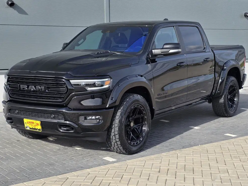 Dodge RAM LIMITED NIGHT EDITION 4X4 CREW CAB 5.7 LTR uit 2023, foto 4