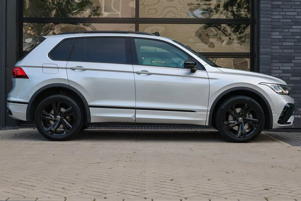 Volkswagen Tiguan 1.4 TSI eHybrid R-Line Business+ uit 2023, foto 15