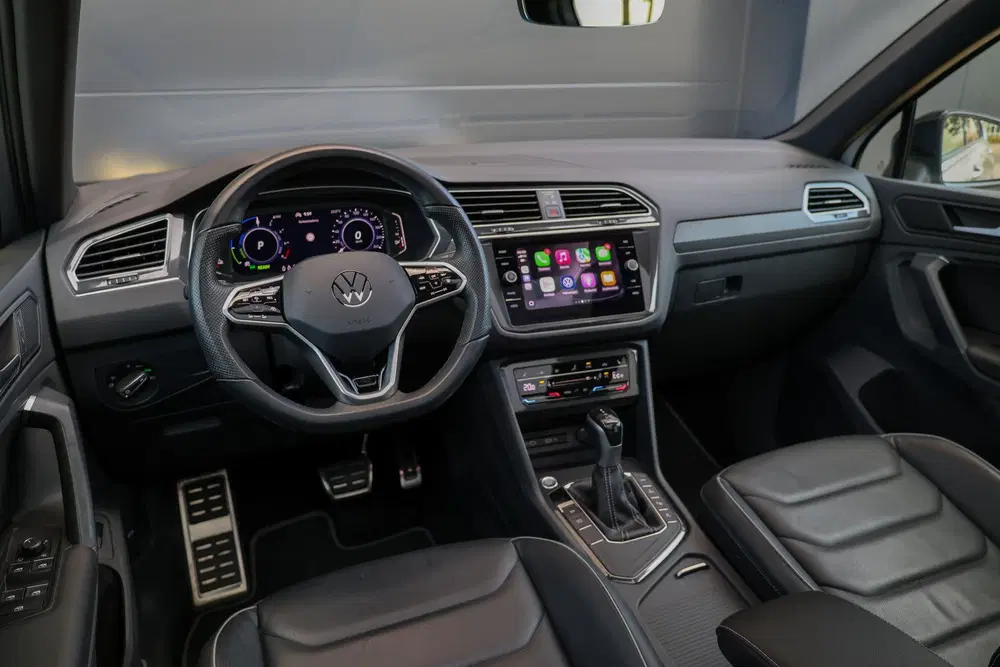 Volkswagen Tiguan 1.4 TSI eHybrid R-Line Business+ uit 2023, foto 4