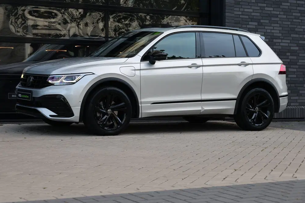Volkswagen Tiguan 1.4 TSI eHybrid R-Line Business+ uit 2023, foto 8