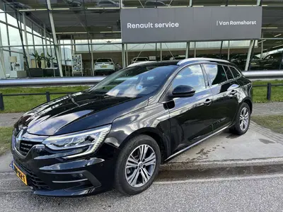 Renault Megane Mégane Estate 1.6 E-Tech Plug-In Hybrid 16 uit 2022