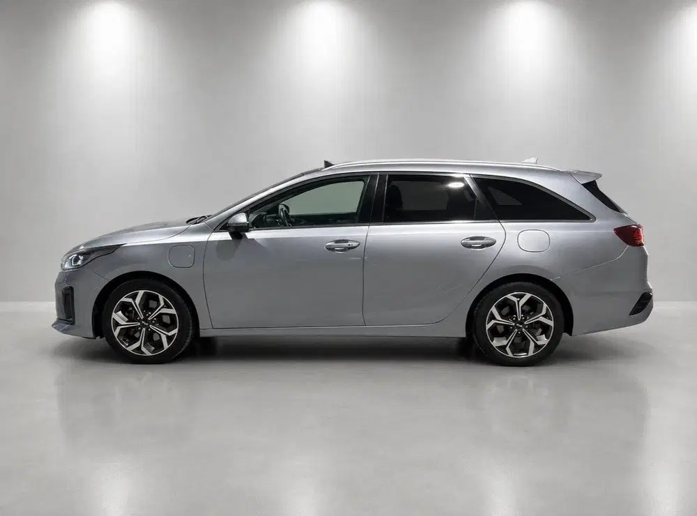 Kia Ceed 1.6 GDi PHEV uit 2021, foto 4