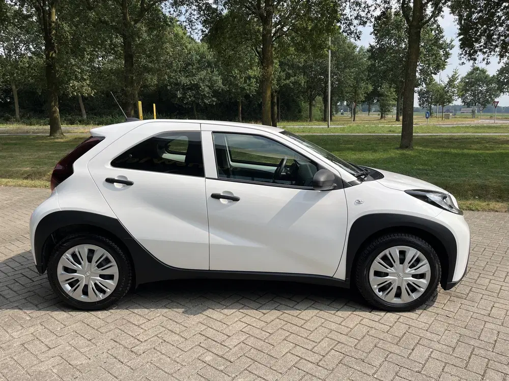 Toyota Aygo X 1.0 VVT-i MT uit 2023, foto 2