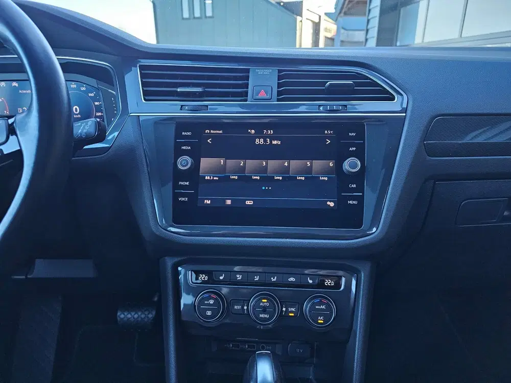 Volkswagen Tiguan Allspace 1.5 TSI Highline Business R-line uit 2020, foto 4
