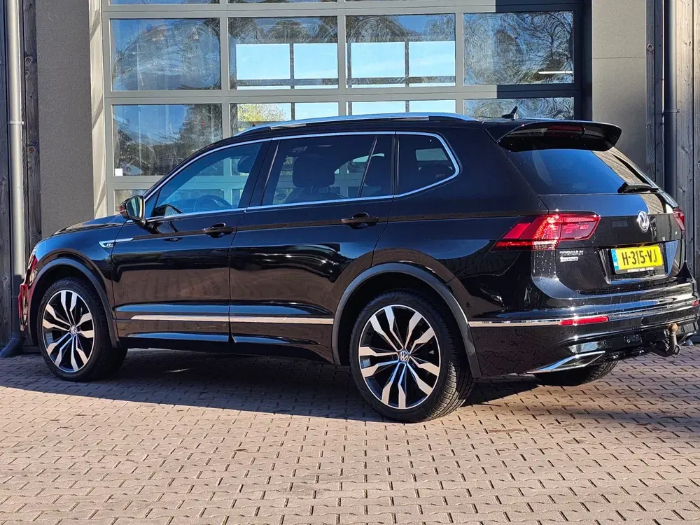Volkswagen Tiguan Allspace 1.5 TSI Highline Business R-line uit 2020, foto 5