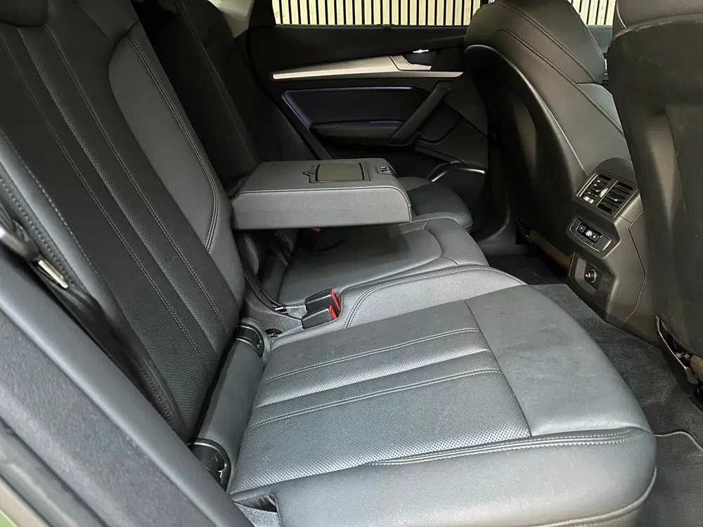 Audi Q5 50 TFSI e S edition S Line uit 2021, foto 8