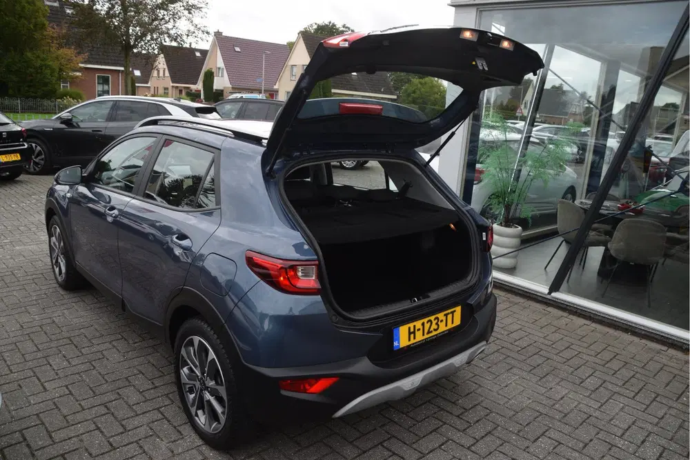 Kia Stonic 1.0 T-GDi DynamicLine Carplay uit 2020, foto 11