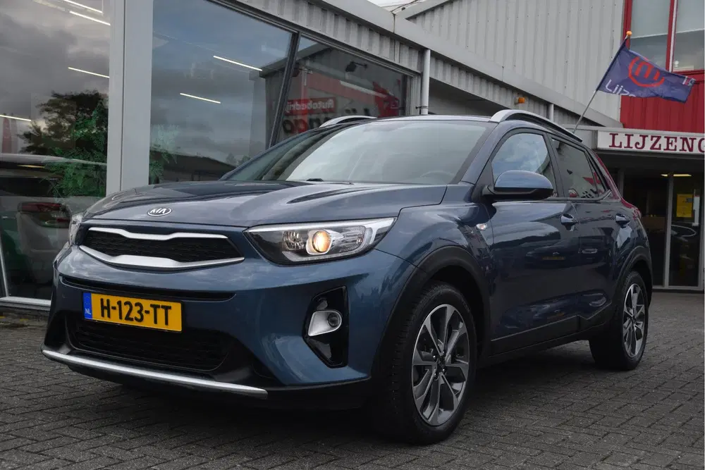 Kia Stonic 1.0 T-GDi DynamicLine Carplay uit 2020, foto 2