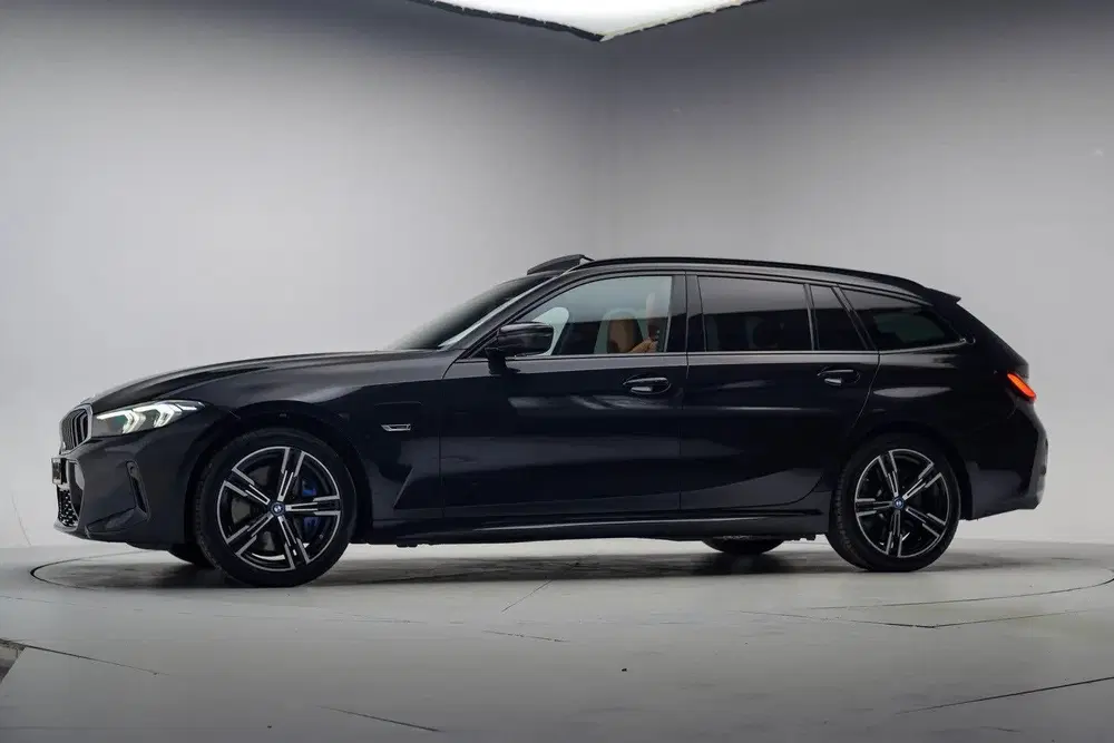 BMW 3-serie 3 Serie Touring 330e M-Sport FACELIFT [ Co uit 2022, foto 2