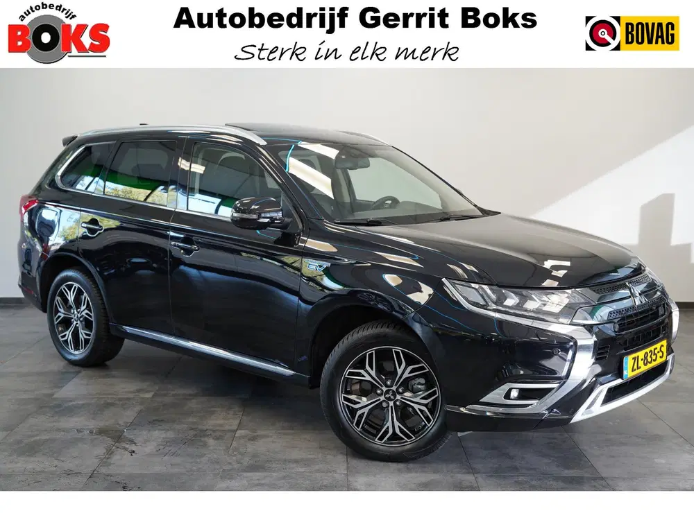 Mitsubishi Outlander 2.4 PHEV Intense+ Opendak Trekhaak uit 2019
