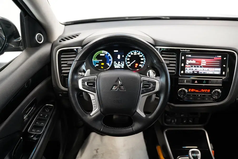 Mitsubishi Outlander 2.4 PHEV Intense+ Opendak Trekhaak uit 2019, foto 7