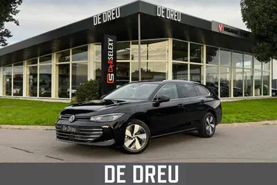 Volkswagen Passat 1.5 eTSI Business uit 2025