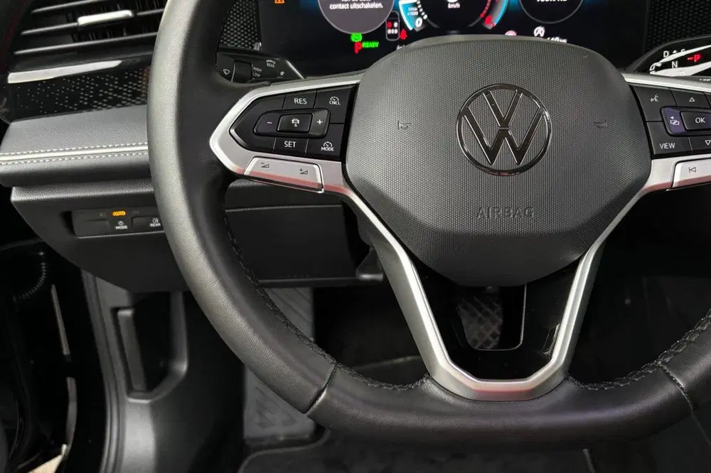 Volkswagen Passat 1.5 eTSI Business uit 2025, foto 14