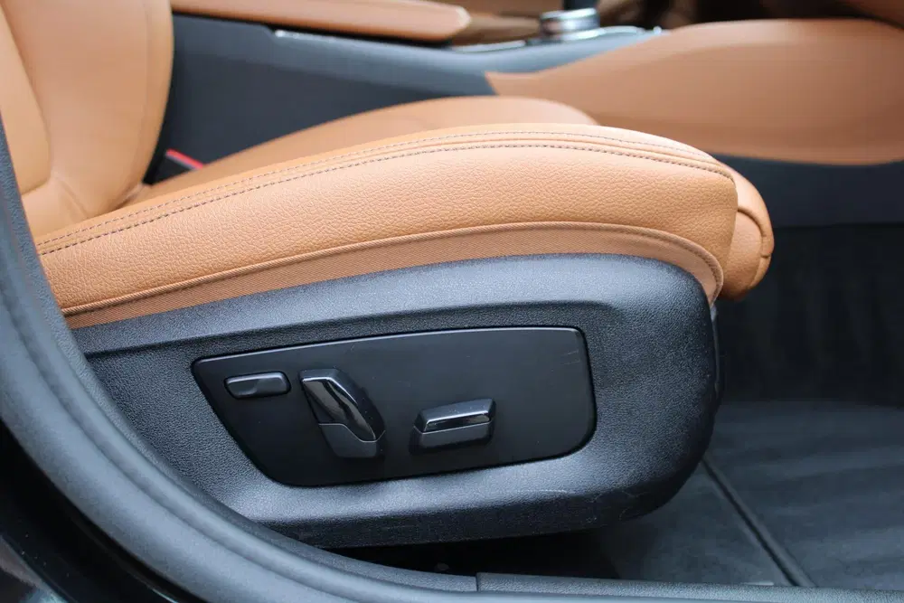 BMW 5-serie 530e High Executive uit 2021, foto 14