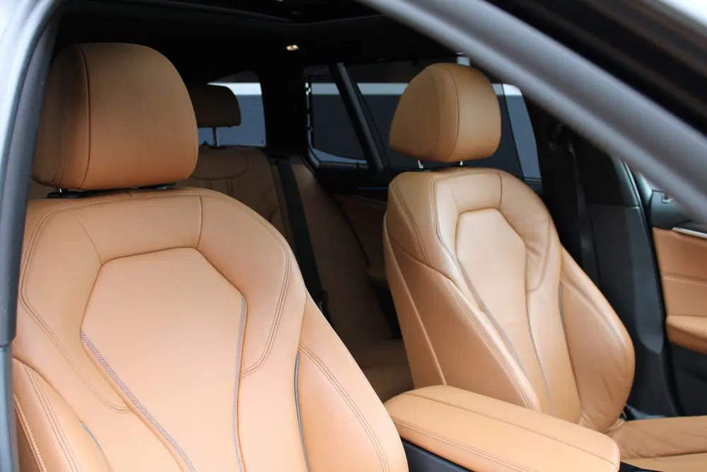 BMW 5-serie 530e High Executive uit 2021, foto 15