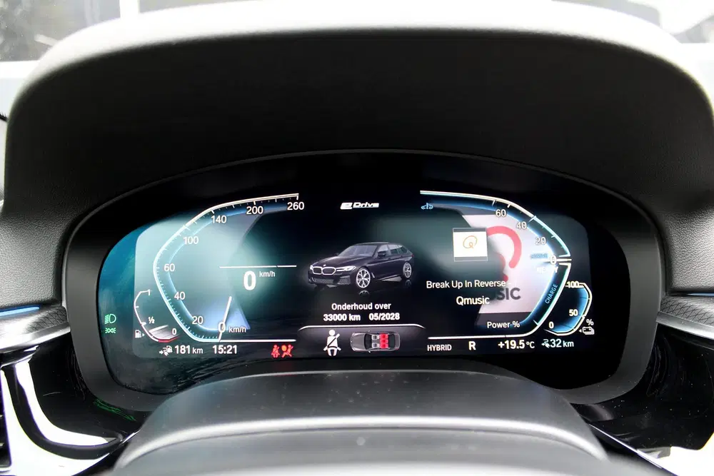 BMW 5-serie 530e High Executive uit 2021, foto 8