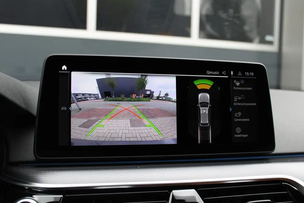 BMW 5-serie 530e High Executive uit 2021, foto 9
