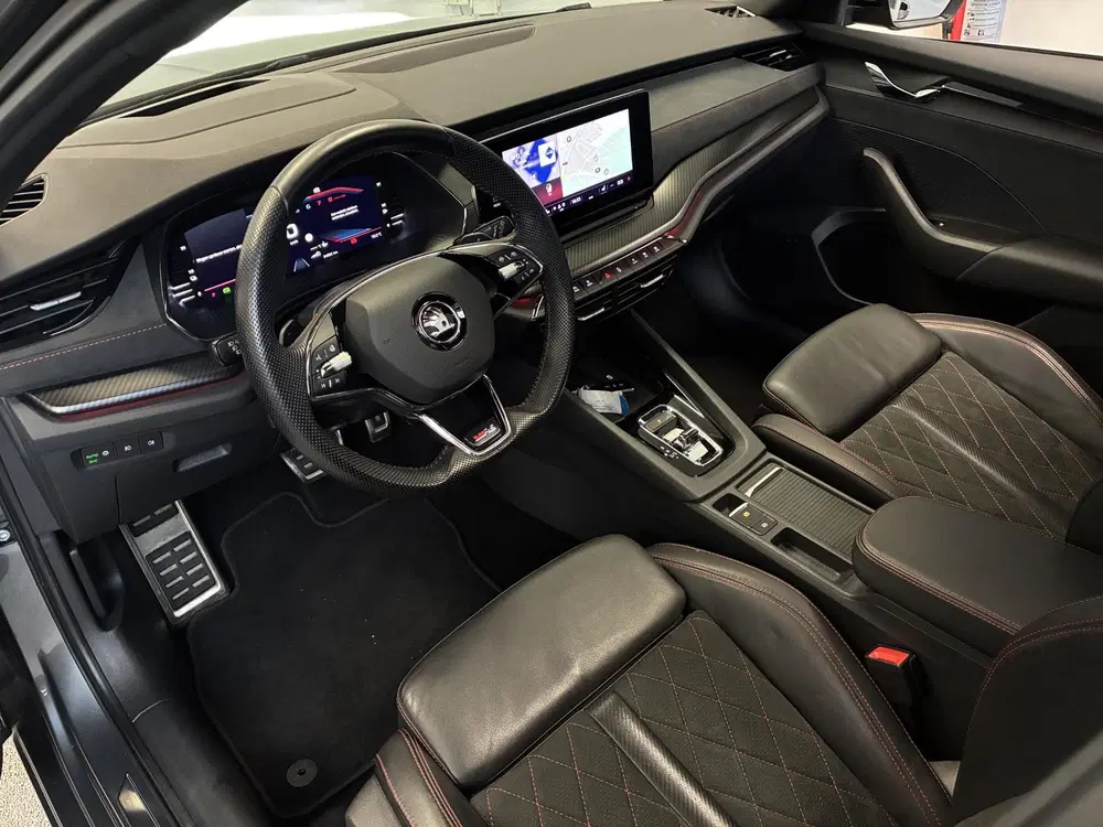 Skoda Octavia 1.4 TSI RS iV PHEV uit 2023, foto 3