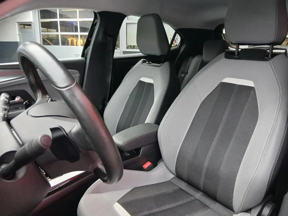 Opel Mokka 1.2 Turbo Elegance Automaat uit 2023, foto 10