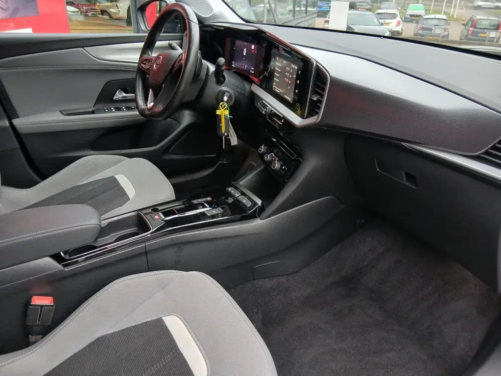 Opel Mokka 1.2 Turbo Elegance Automaat uit 2023, foto 14