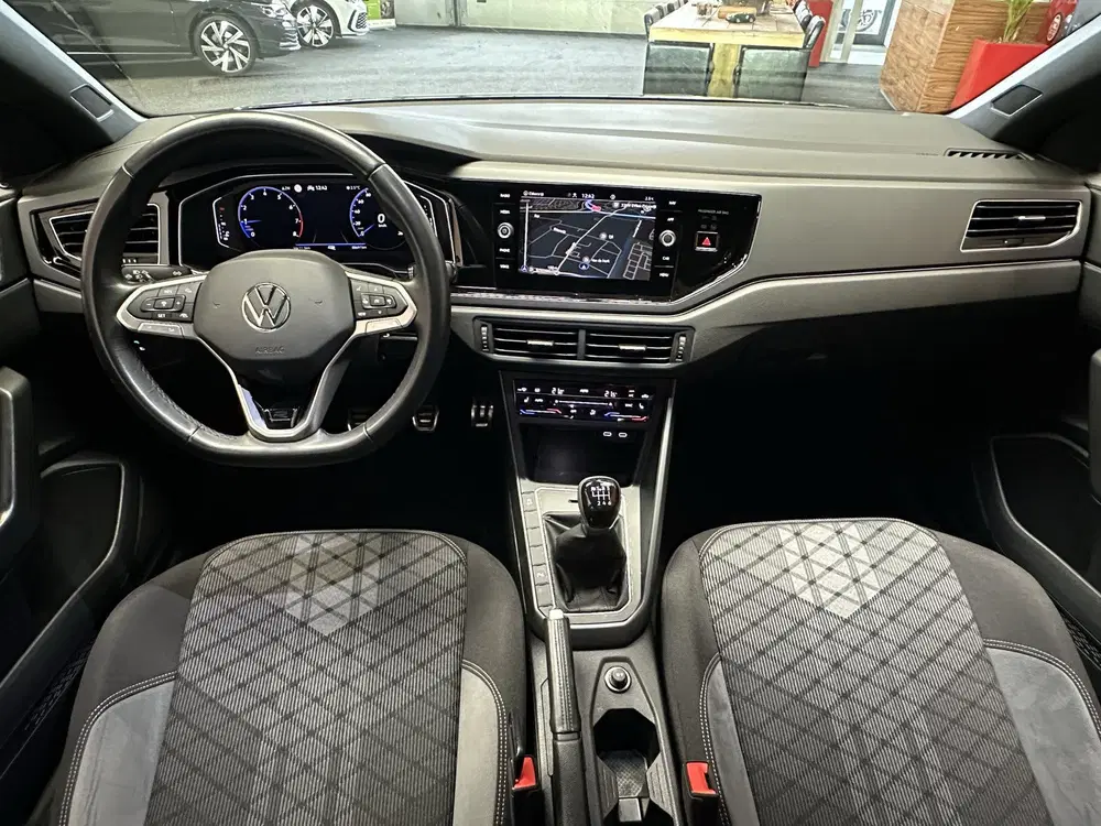 Volkswagen Taigo 1.0 TSI R-LINE NAVIGATIE ADAPTIVE CRUISE C uit 2022, foto 13