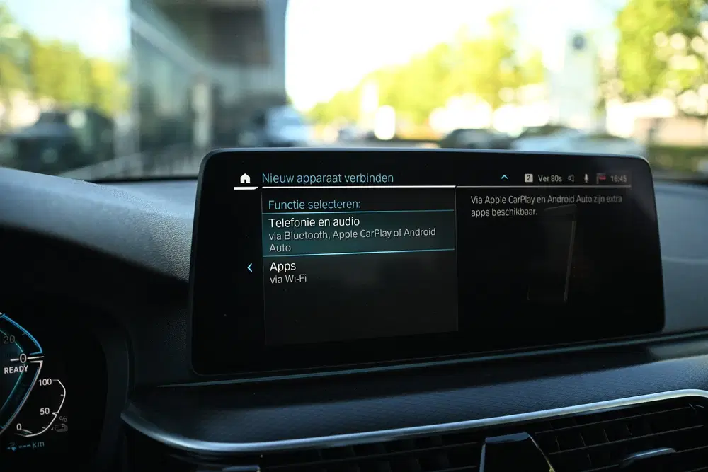 BMW 5-serie 530e High Executive M Sport Automaat uit 2022, foto 9