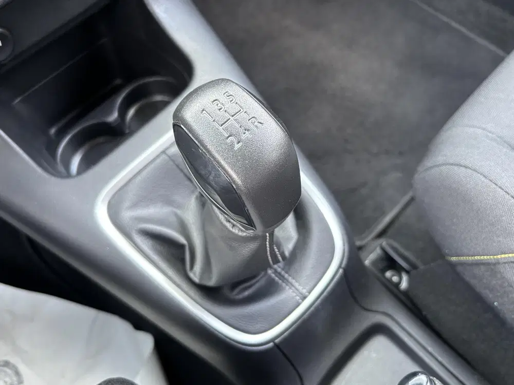Citroën C3 Citroen C3 1.2 PureTech S&S Shine uit 2019, foto 14