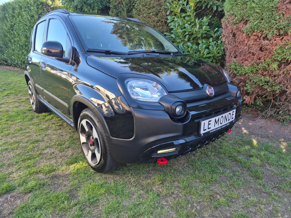 Fiat Panda Cross 70HP Hybride 2024 8dkm NW uit 2024