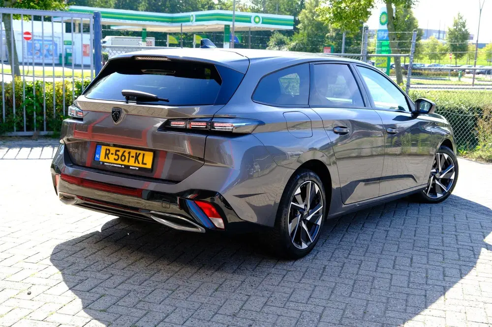 Peugeot 308 SW 1.2 PureTech Allure Pack Business Aut. uit 2022, foto 3