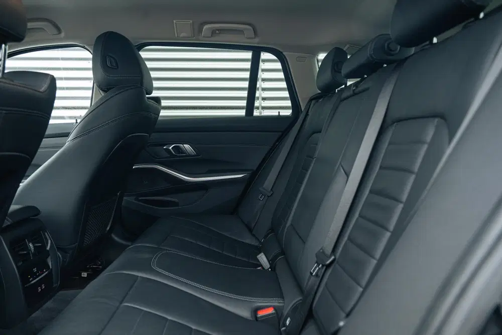 BMW 3-serie 320i Automaat uit 2023, foto 11