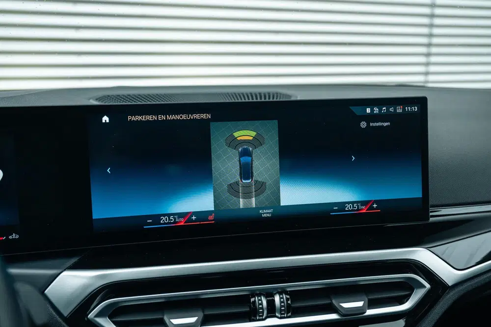 BMW 3-serie 320i Automaat uit 2023, foto 14