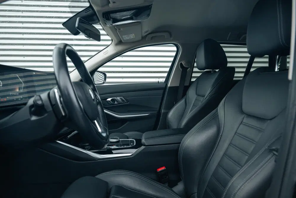 BMW 3-serie 320i Automaat uit 2023, foto 4