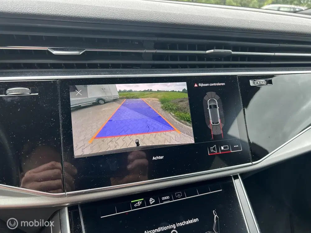 Audi Q8 55 TFSI e quattro Pro Line Plus uit 2021, foto 11