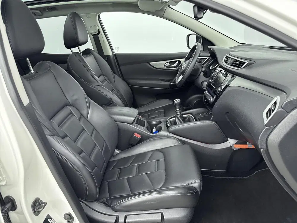 Nissan Qashqai 1.3 DIG-T Premium Edition uit 2021, foto 12