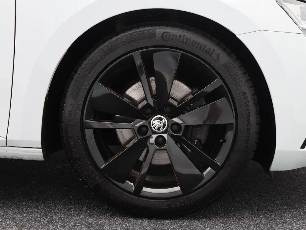 Skoda Superb 1.5 TSi ACT 150 Pk Automaat Sportline Bus uit 2019, foto 12
