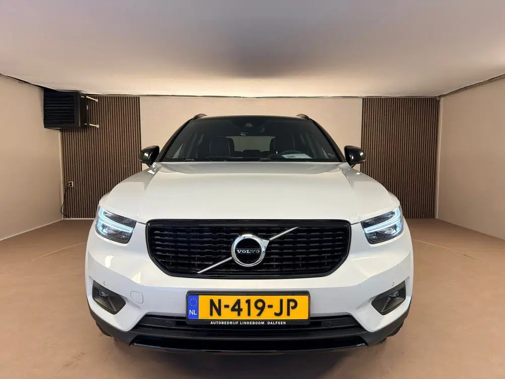 Volvo XC40 1.5 T3 R-Design H&K uit 2020, foto 11