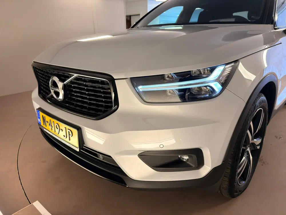 Volvo XC40 1.5 T3 R-Design H&K uit 2020, foto 7