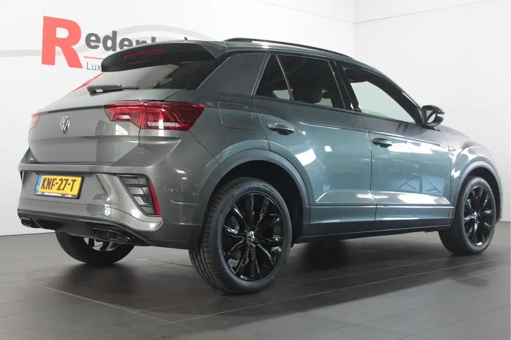Volkswagen T-Roc 1.5 TSI R-Line uit 2023, foto 2