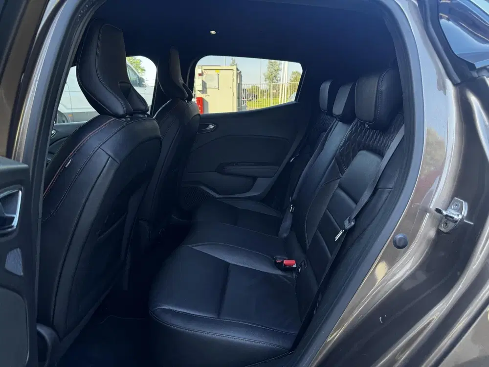 Renault Clio 1.0 TCe Initiale Paris uit 2020, foto 10