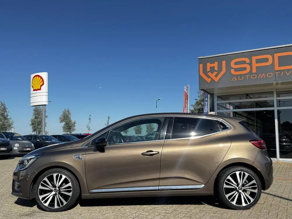 Renault Clio 1.0 TCe Initiale Paris uit 2020, foto 3
