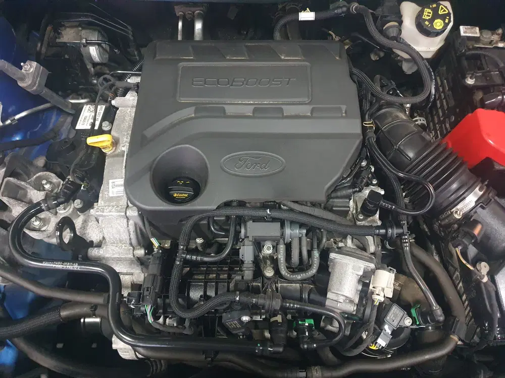 Ford Focus 1.0 EcoBoost Titanium Business NAVI uit 2019, foto 14