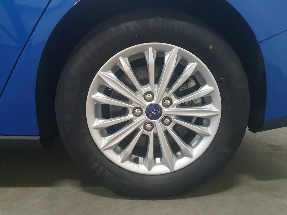 Ford Focus 1.0 EcoBoost Titanium Business NAVI uit 2019, foto 8