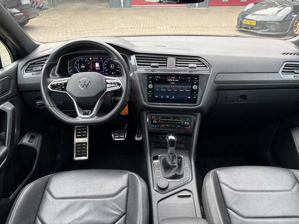 Volkswagen Tiguan ALLSPACE 2.0 TSI 4M R-LINE 7P. LEDER uit 2022, foto 14