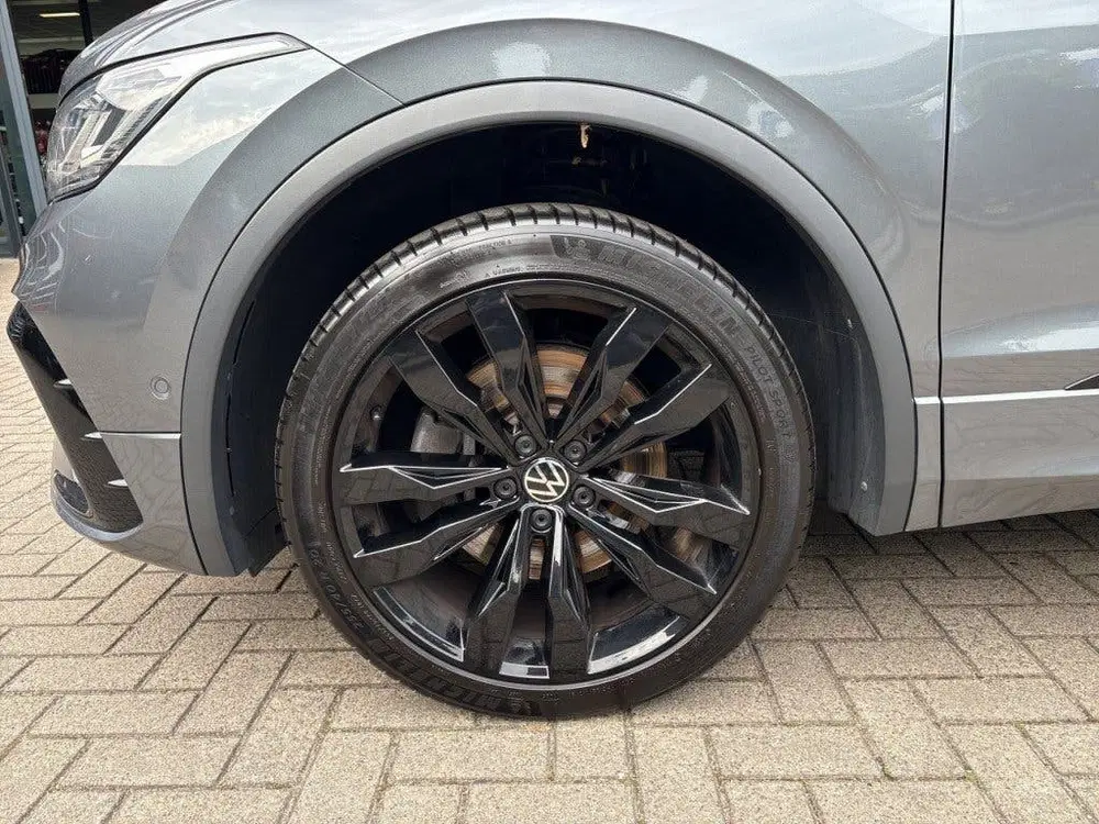 Volkswagen Tiguan ALLSPACE 2.0 TSI 4M R-LINE 7P. LEDER uit 2022, foto 9